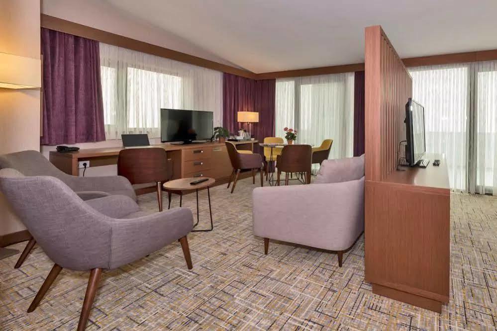 Land Park Hotel Стамбул Екстер'єр фото